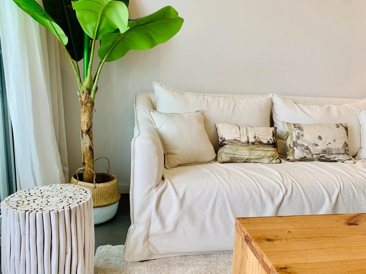 Sea View Luxury New Port Apartemen Marbella